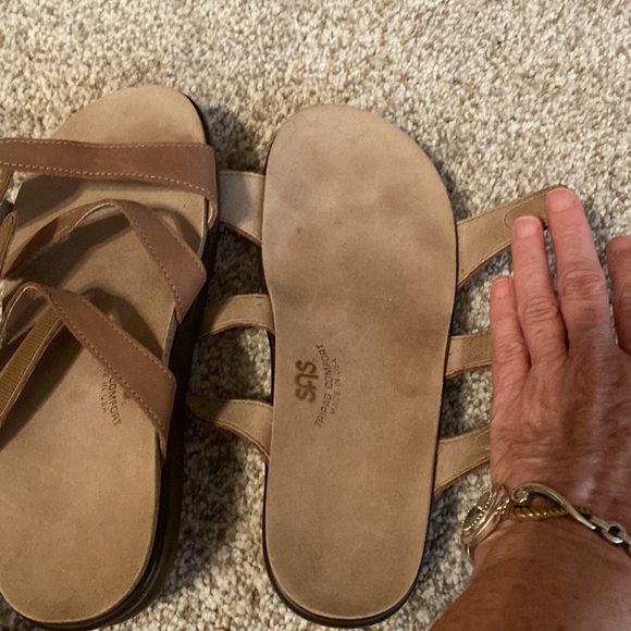 SAS Naples Tan Leather Slip on Sandals size 7 - Picture 8 of 9